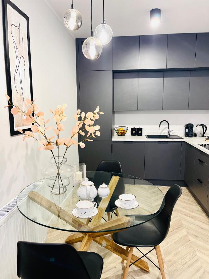Apartcentrum-Charlotte -Parking-Air Conditioning Boleslawiec  Εξωτερικό φωτογραφία
